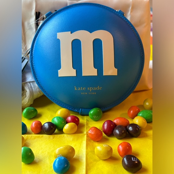 M&M’S KATE SPADE NEW YORK CHAIN COIN PURSE - Picture 6 of 16